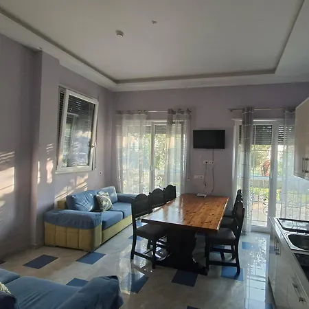 Luiss Panorama Vakantiehuis Durrës