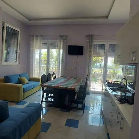 Luiss Panorama Дуррес