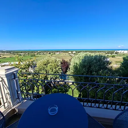 Luiss Panorama Дуррес